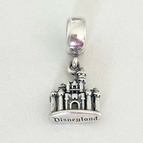 Pandora Disney Parks Disneyland Sleeping Beauty Castle Dangle Charm - Picture 1 of 7